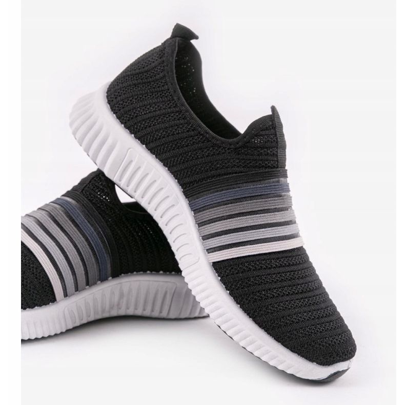 Încălțăminte sportă slip-on TL502 neagră negru 2