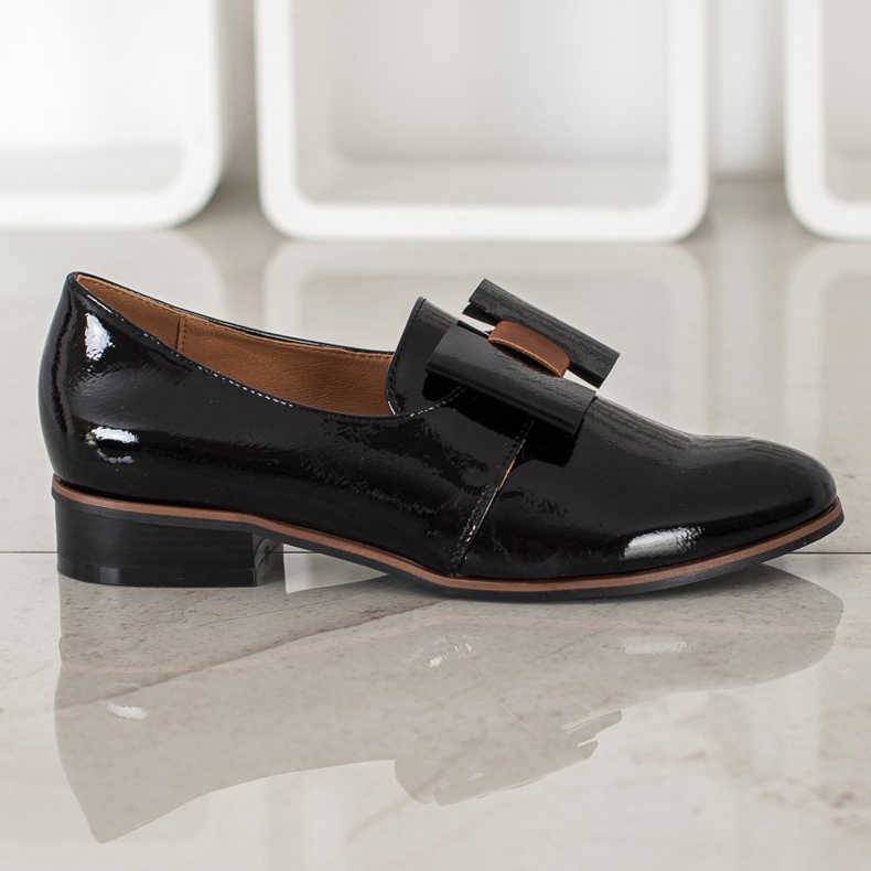 Pompele lăcuite VINCEZA negru 2