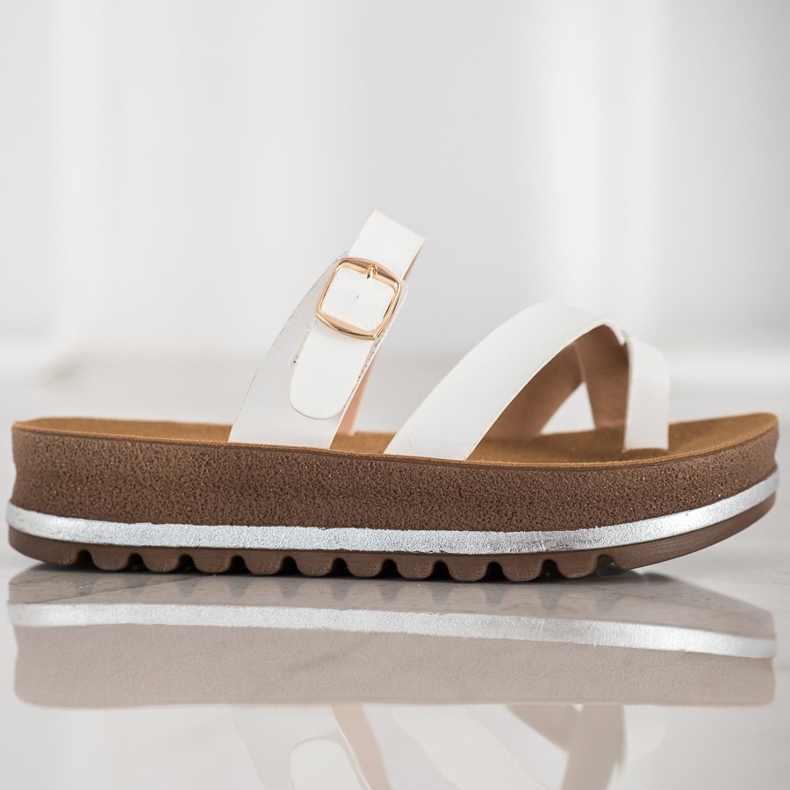 Comer Papuci pe platforma modei alb 1