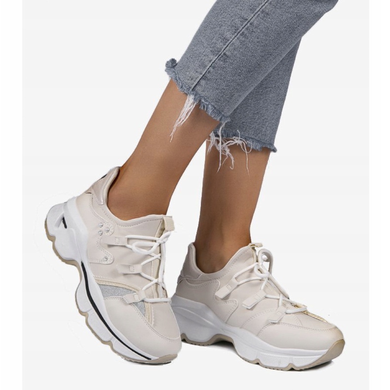 Adidași bej Lycra C947 1