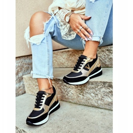 Vinceza Încălțăminte sport pentru femei Adidași negri și aurii 21-10574 negru galben 1