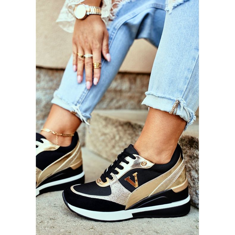 Vinceza Încălțăminte sport pentru femei Adidași negri și aurii 21-10574 negru galben 2