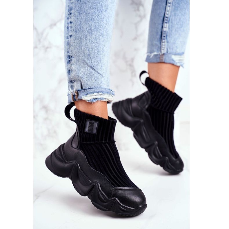 Încălțăminte sport înaltă pentru femei Big Star Black GG274607 negru 1