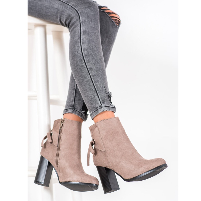 Goodin Cizme cu legătură decorativă bej 1 Goodin Cizme cu legătură decorativă bej 1