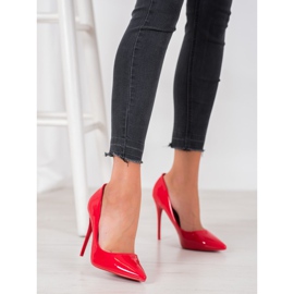 Queentina Pinii roșii lăcuite roșu 2