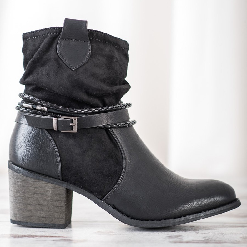 Goodin Cowgirls cu dungi decorative negru 2