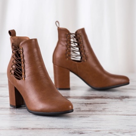 Cizme decupate VINCEZA maro 1