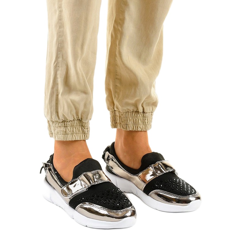 Încălțăminte de sport negru și auriu B120-2 de aur 1