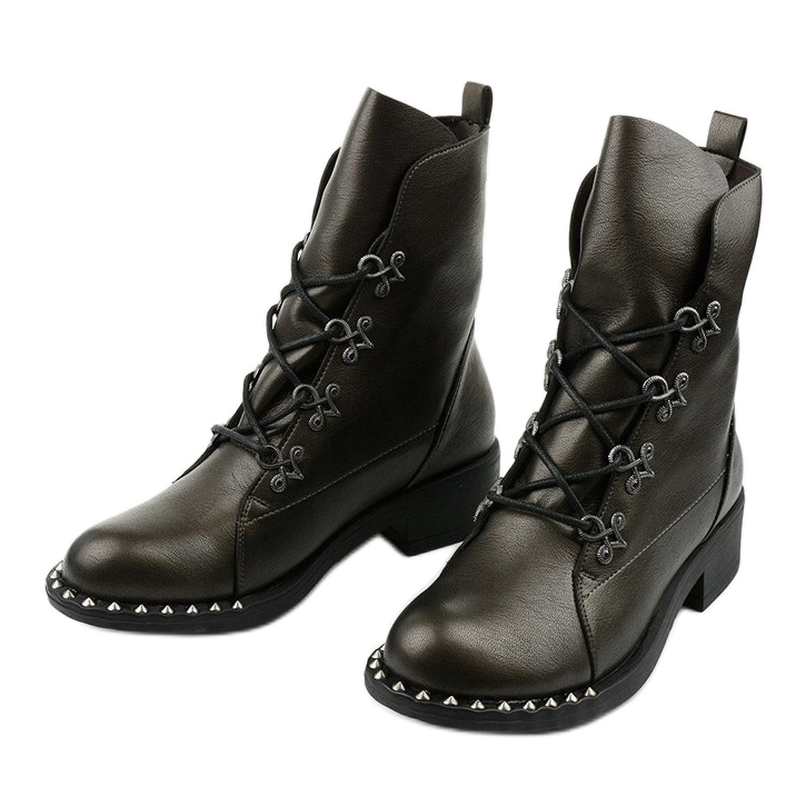 Cizme maro pentru femei, cu știfturi Aqua 2 Cizme maro pentru femei, cu știfturi Aqua 2