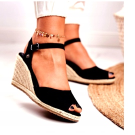 Sandale pentru femei pe pană împletită Big Star Black DD274A209 negru 1