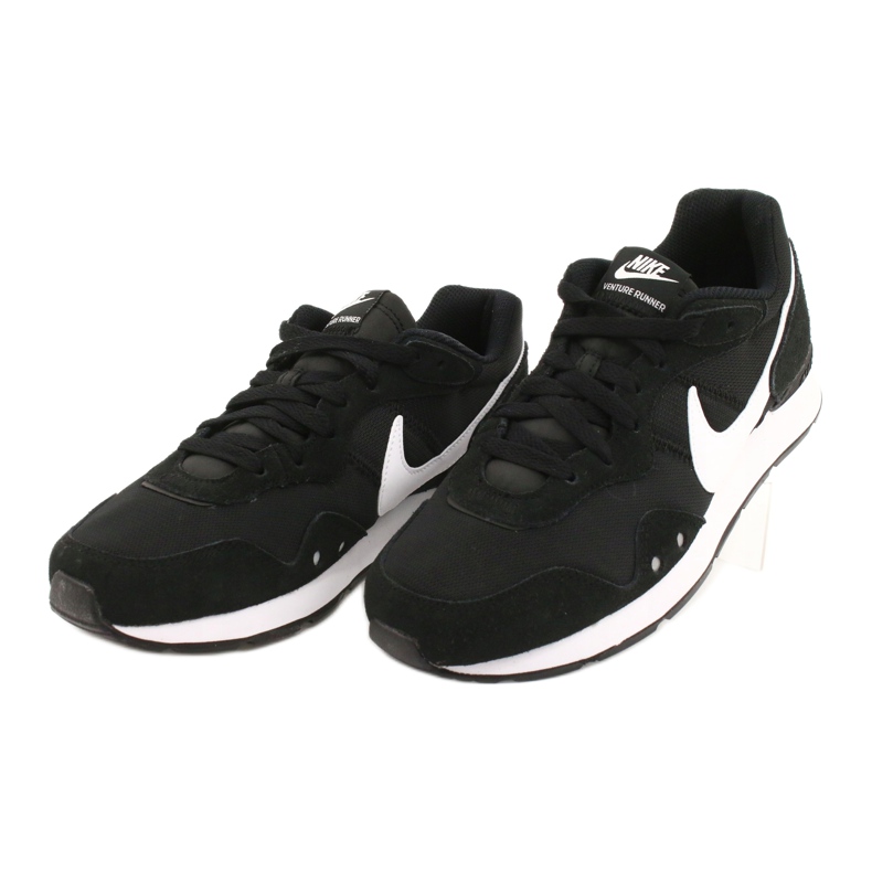 Pantofi Nike Venture Runner W CK2948-001 alb negru 2