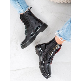 Muncitori lăcuți VINCEZA negru 1