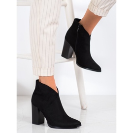 Filippo Cizme elegante pe un post negru 2