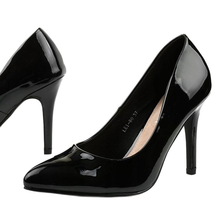 Pompe negre pe stâlpul LEI-80 negru 1