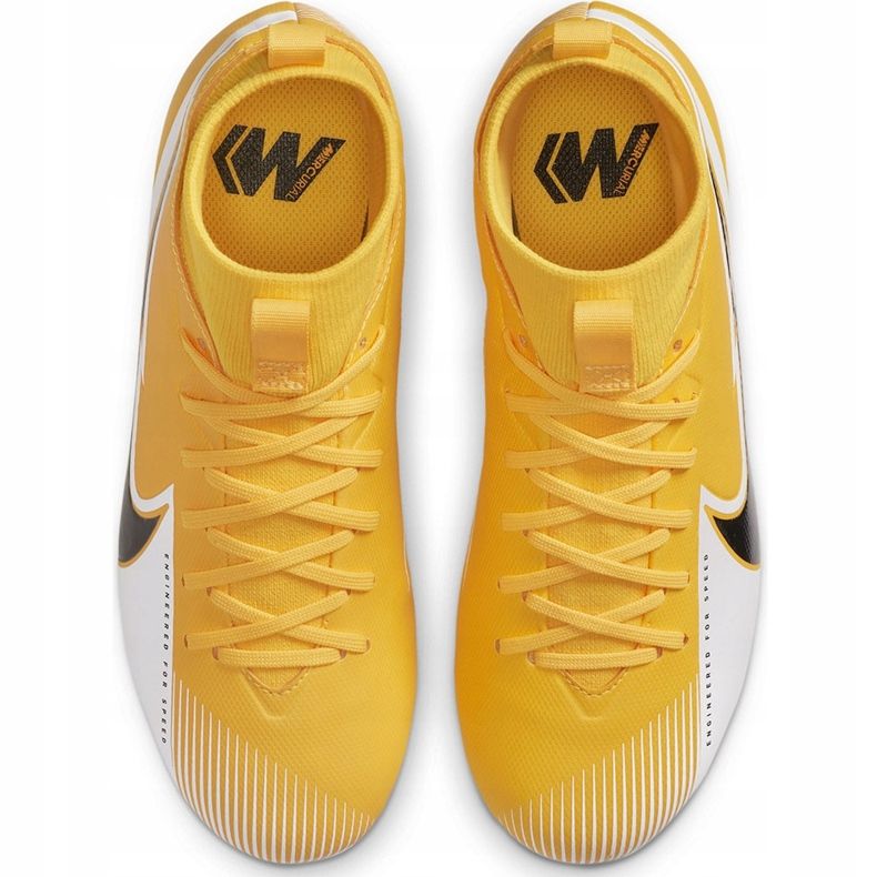 Pantof de fotbal Nike Mercurial Superfly 7 Academy FG / MG Junior AT8120 801 portocale 1