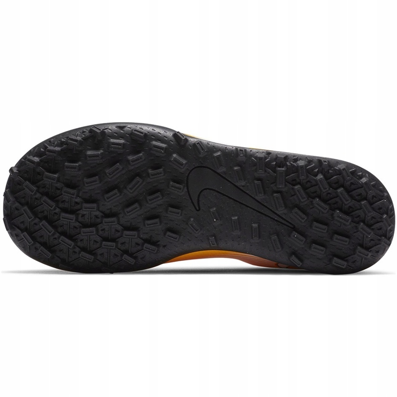 Pantofi de fotbal Nike Mercurial Vapor 13 Club Tf PS (V) Junior AT8178 801 portocaliu, galben galben 1