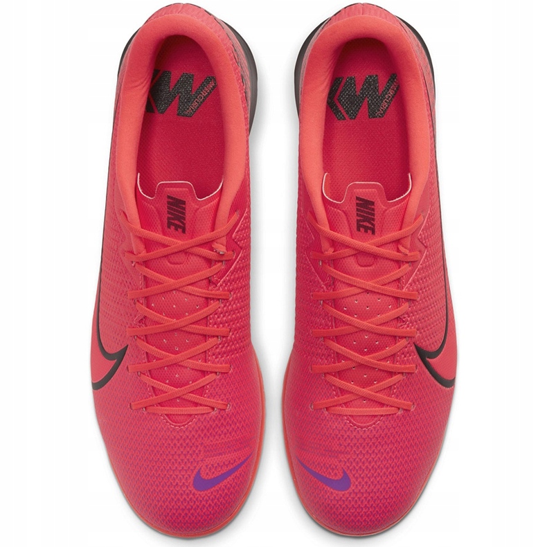 Pantofi de fotbal Nike Mercurial Vapor 13 Academy Ic AT7993 606 roz roșu 1