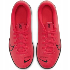 Pantofi de fotbal Nike Mercurial Vapor 13 Club Ic Junior AT8169 606 roșu roșu 1