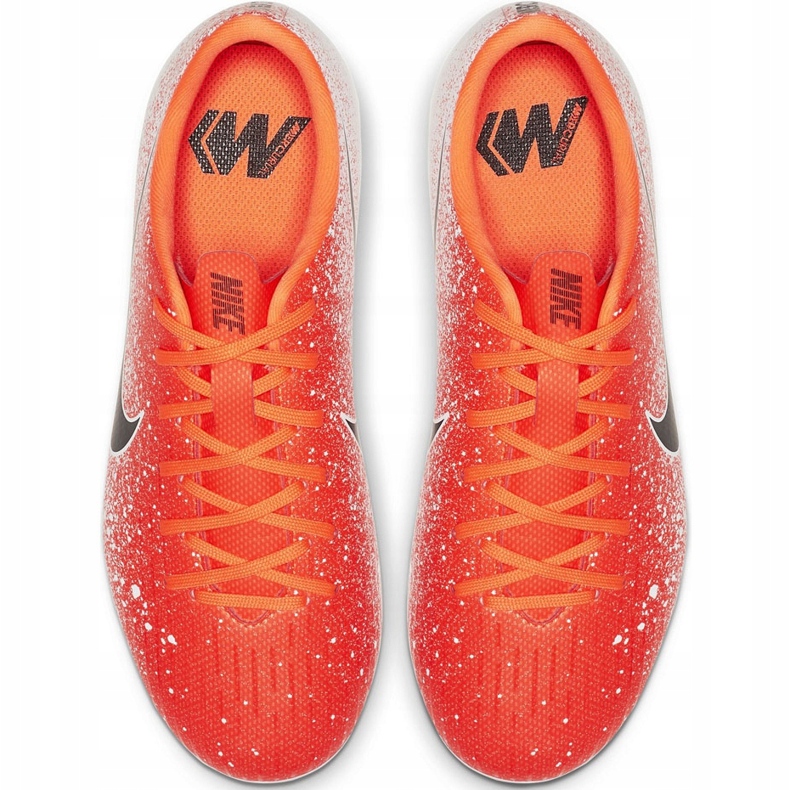 Pantofi de fotbal Nike Mercurial Vapor 12 Academy Mg Jr AH7347 801 multicolor roșu 1