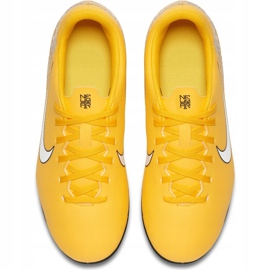 Pantofi de fotbal Nike Mercurial Vapor 12 Club Neymar Gs Mg Jr AO9472 710 multicolor galben 1