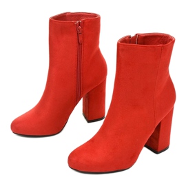 Botine roșii din piele de căprioară pe stâlpul Wenonah roșu 2