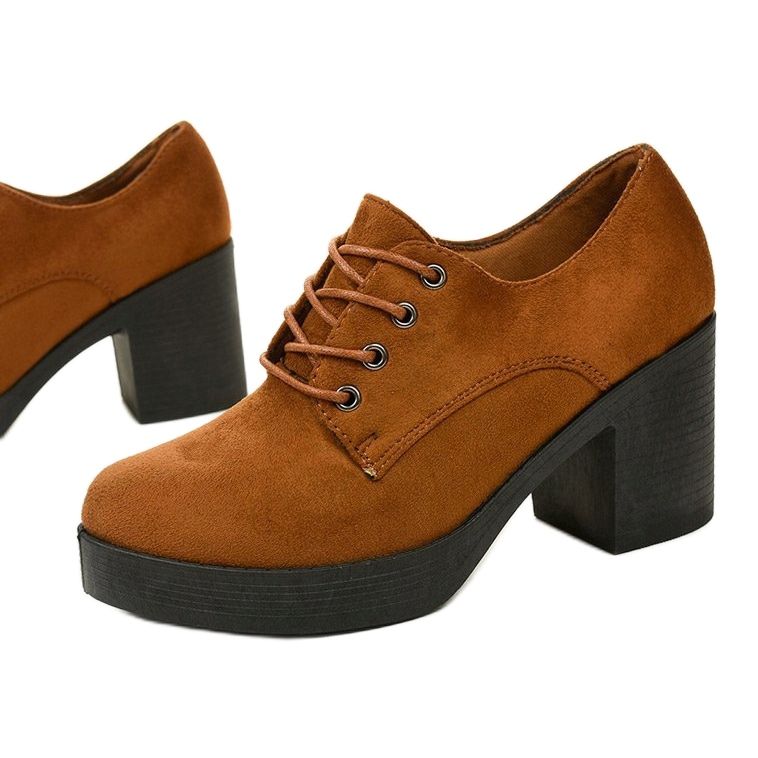 Cizme de cămilă dantelate pe blocul Thelvyn maro 1