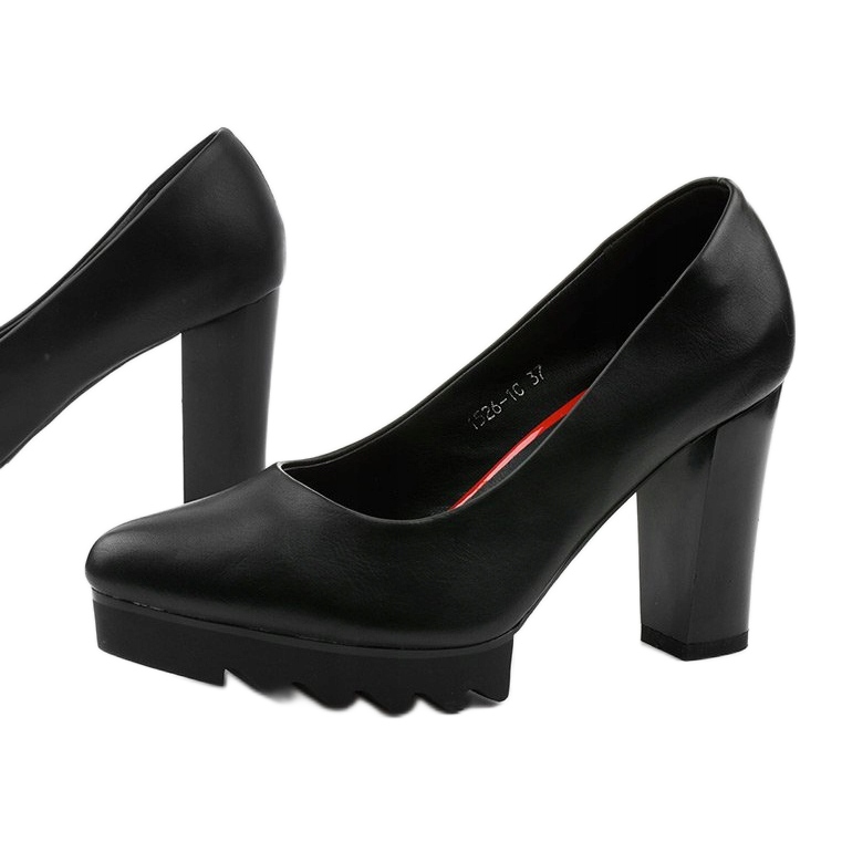 Pompe negre pe stâlpul Silverbee negru 1