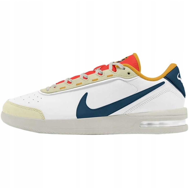 Pantofi pentru bărbați Nike Air Max Vapor Wing Premium alb CT3890 102 1