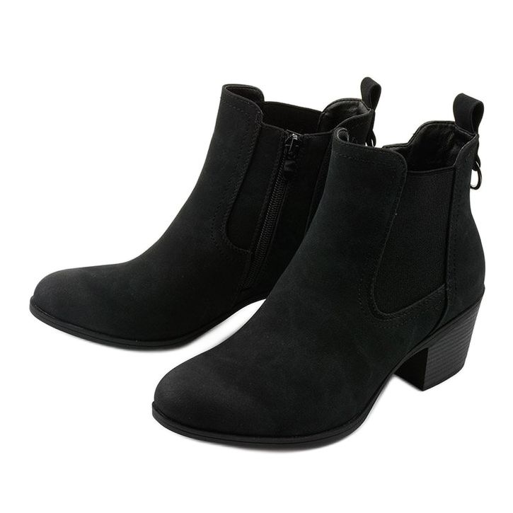 Botine negre din piele de căprioară pe un post Tarrenscribe negru 2