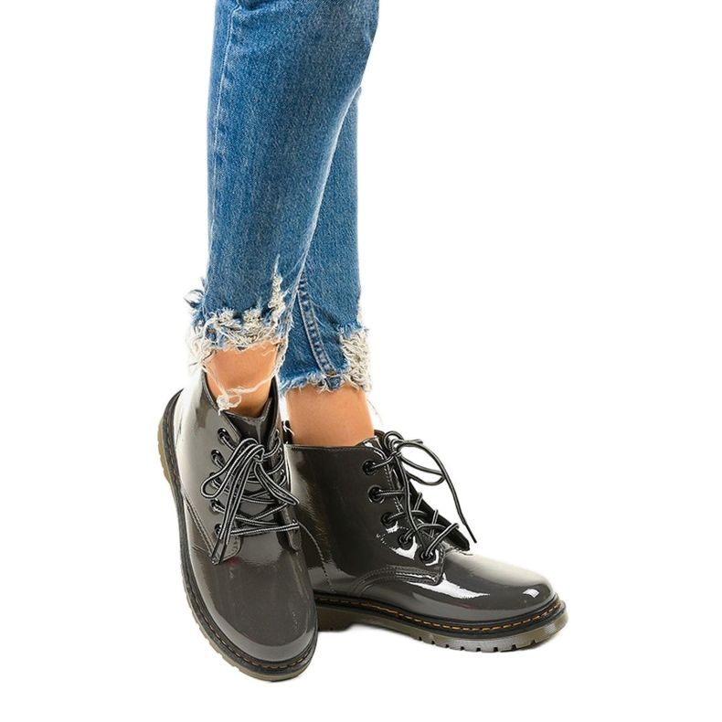 Cizme gri din piele lacată TL143-7 1