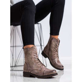 SDS Muncitori dantelați bej 2