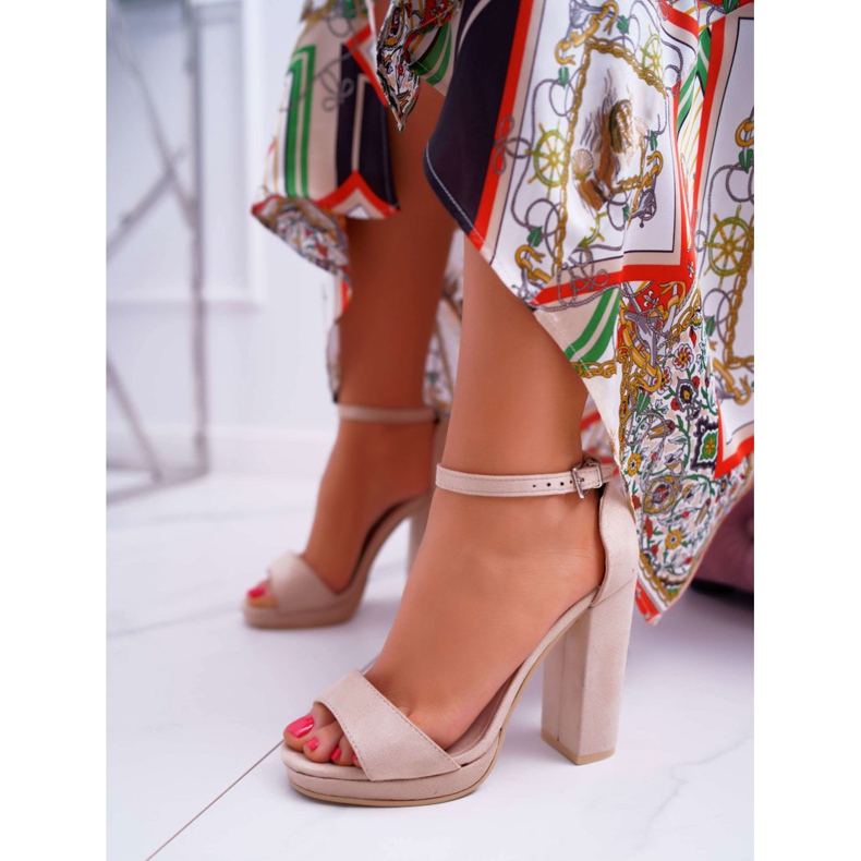 ADY Sandale bej pentru femei pe un toc Debora Platform 1