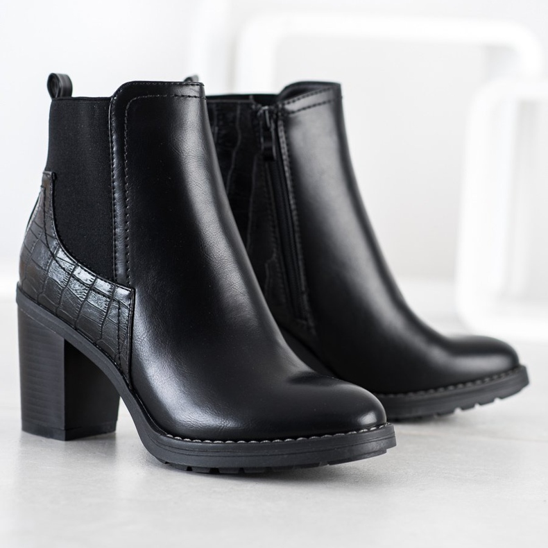 Super Me Ghete clasice cu izolație negru 2 Super Me Ghete clasice cu izolație negru 2