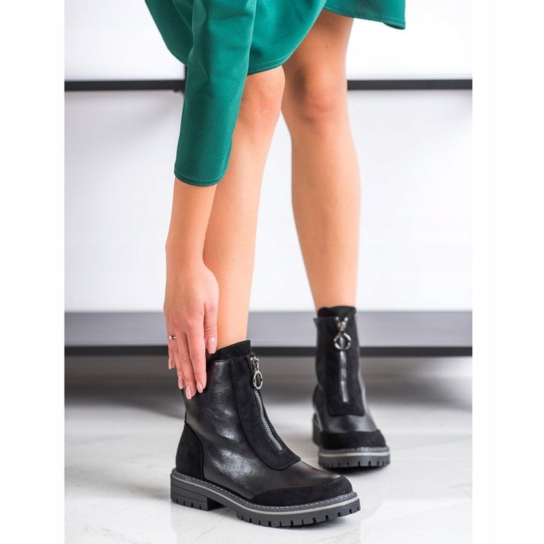 J. Star Muncitori calzi pe glisor negru 1