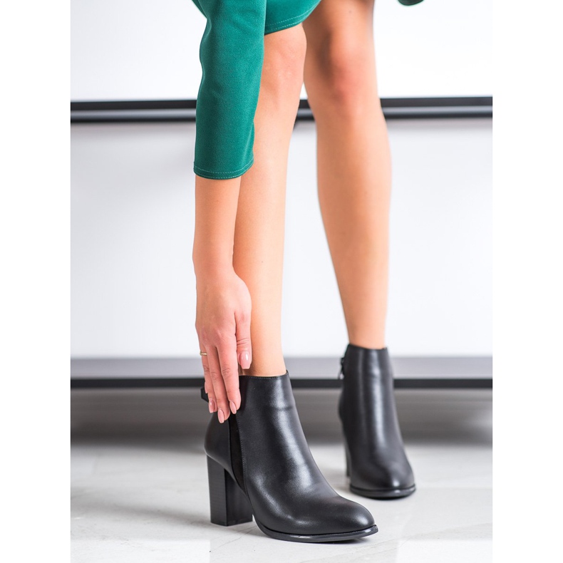 Cm Paris Cizme elegante din piele ecologică negru 1