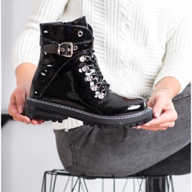 SDS Trapperi la modă lăcuți negru 2 SDS Trapperi la modă lăcuți negru 2