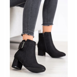 Top Shoes Ghete din piele de căprioară cu cataramă negru 2