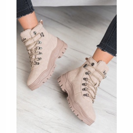 Kylie Trappers On The Beige Platform bej 1