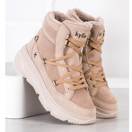 Kylie Trappers la modă bej 1 Kylie Trappers la modă bej 1
