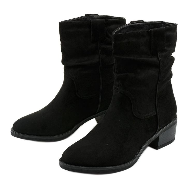 Cizme de cowboy Fyrelnet izolate din piele de căprioară negru 2