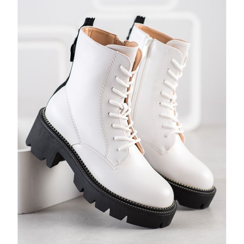 Seastar Trappers albi pe platformă negru 2