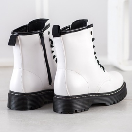 Weide Cizme calde cu piele ecologică alb negru 2 Weide Cizme calde cu piele ecologică alb negru 2