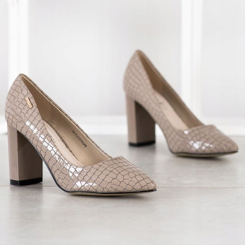 Goodin Pompe elegante pe un stâlp bej 1