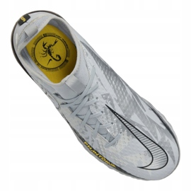 Pantofi de fotbal Nike Phantom Gt Academy Df Se Tf Jr DA2289-001 multicolor argint 3
