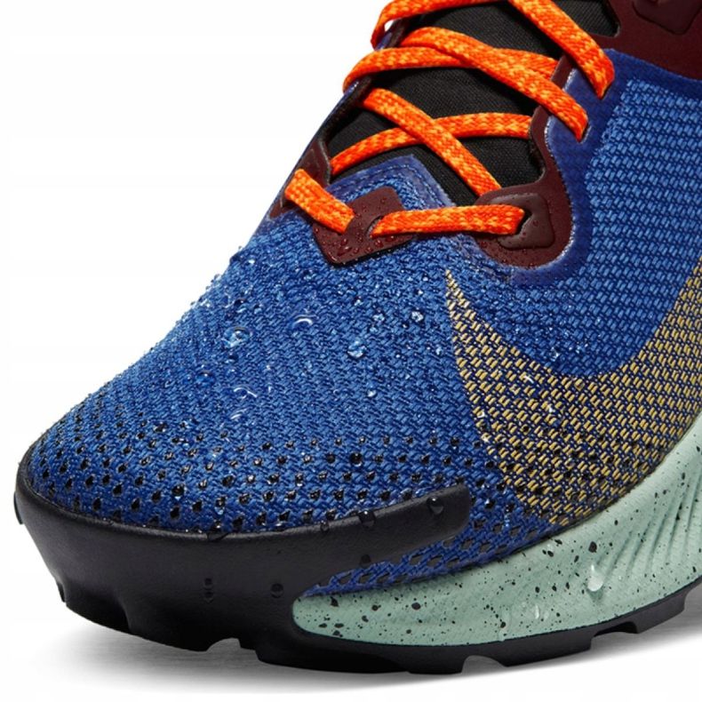 Pantofi de alergare Nike Pegasus Trail 2 Gtx W CU2018-600 roșu albastru multicolor 1