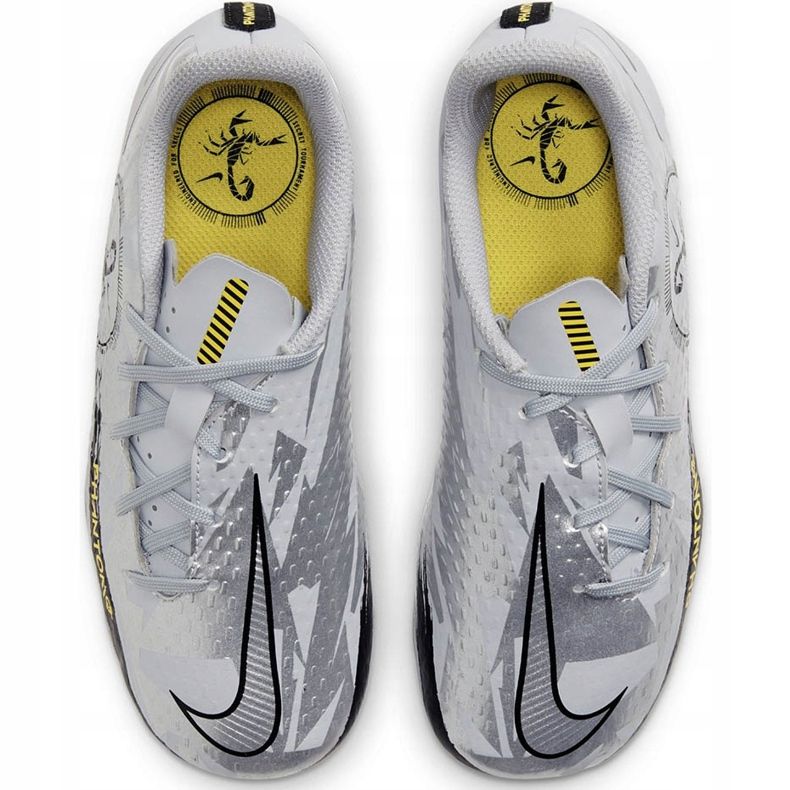 Pantofi de fotbal Nike Phantom Gt Academy Scorpion FG / MG Junior DB7631 001 alb 1