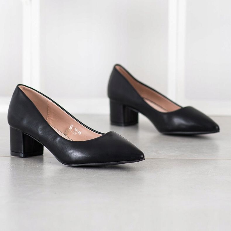 Goodin Pompele pe un stâlp jos negru 1