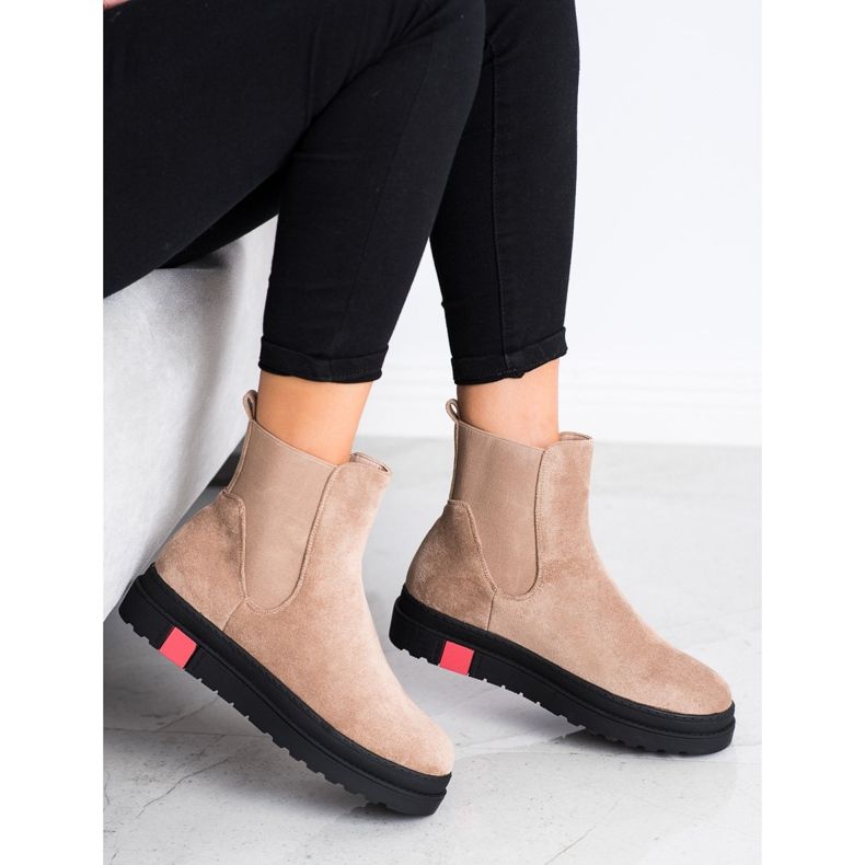 Seastar Ghete pe platformă bej 2