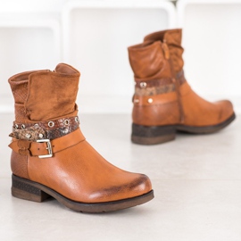 Super Me Muncitori cu stil maro 1 Super Me Muncitori cu stil maro 1