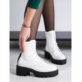 Seastar Trappers albi pe platformă negru 3